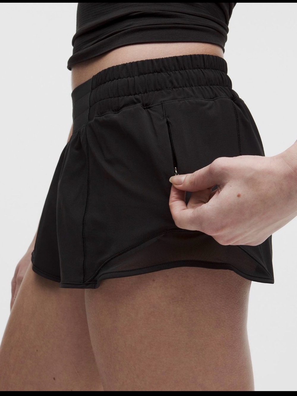 lululemon athletica Hotty Hot Black 2.5” shorts